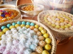 ขายขนมไทย