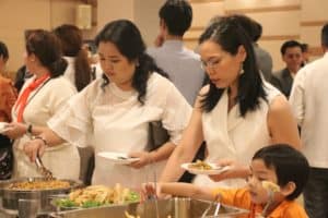 รับจัดบุฟเฟ่ต์