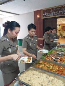 รับจัดบุฟเฟ่ต์